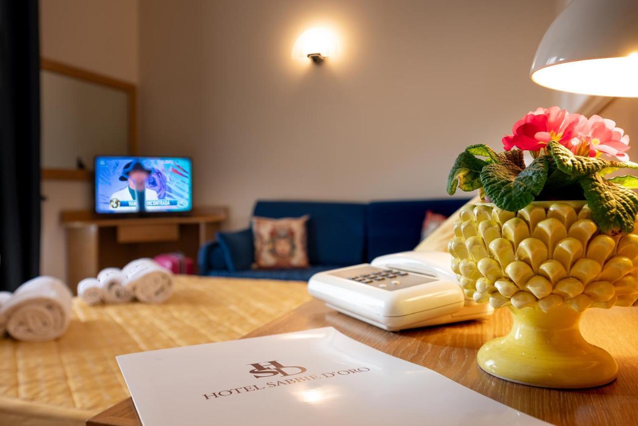 Hotel Sabbie D'Oro Giardini-Naxos Extérieur photo