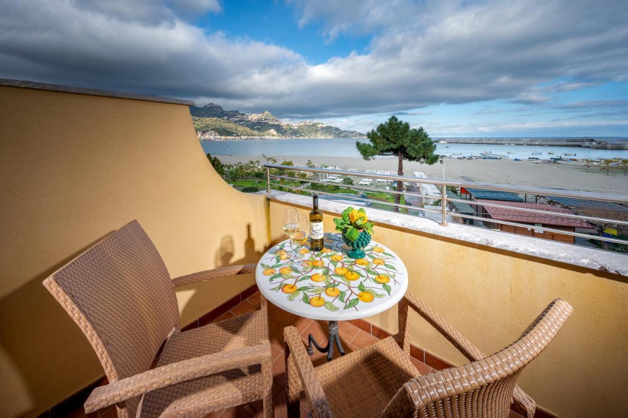 Hotel Sabbie D'Oro Giardini-Naxos Extérieur photo