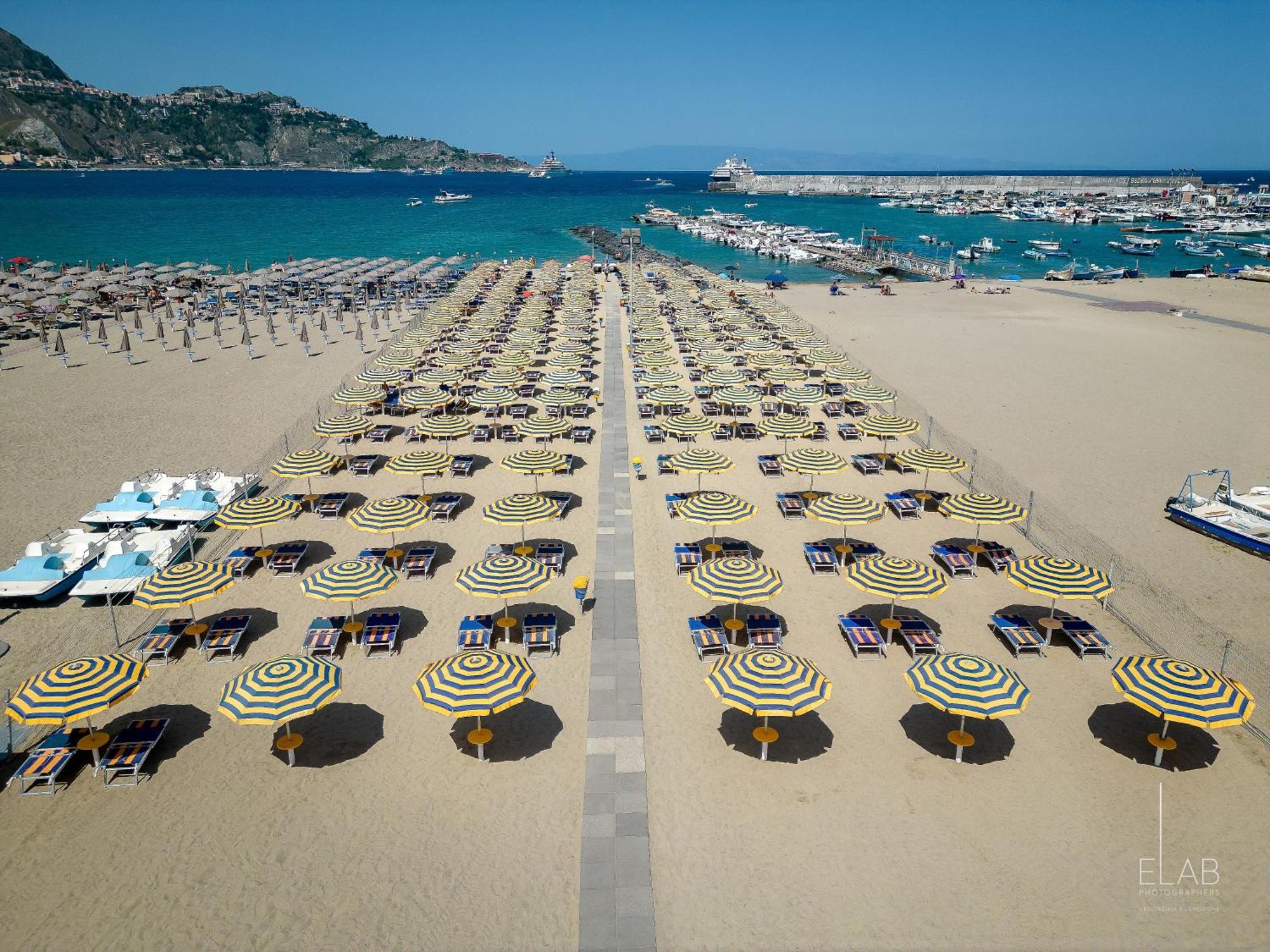 Hotel Sabbie D'Oro Giardini-Naxos Extérieur photo