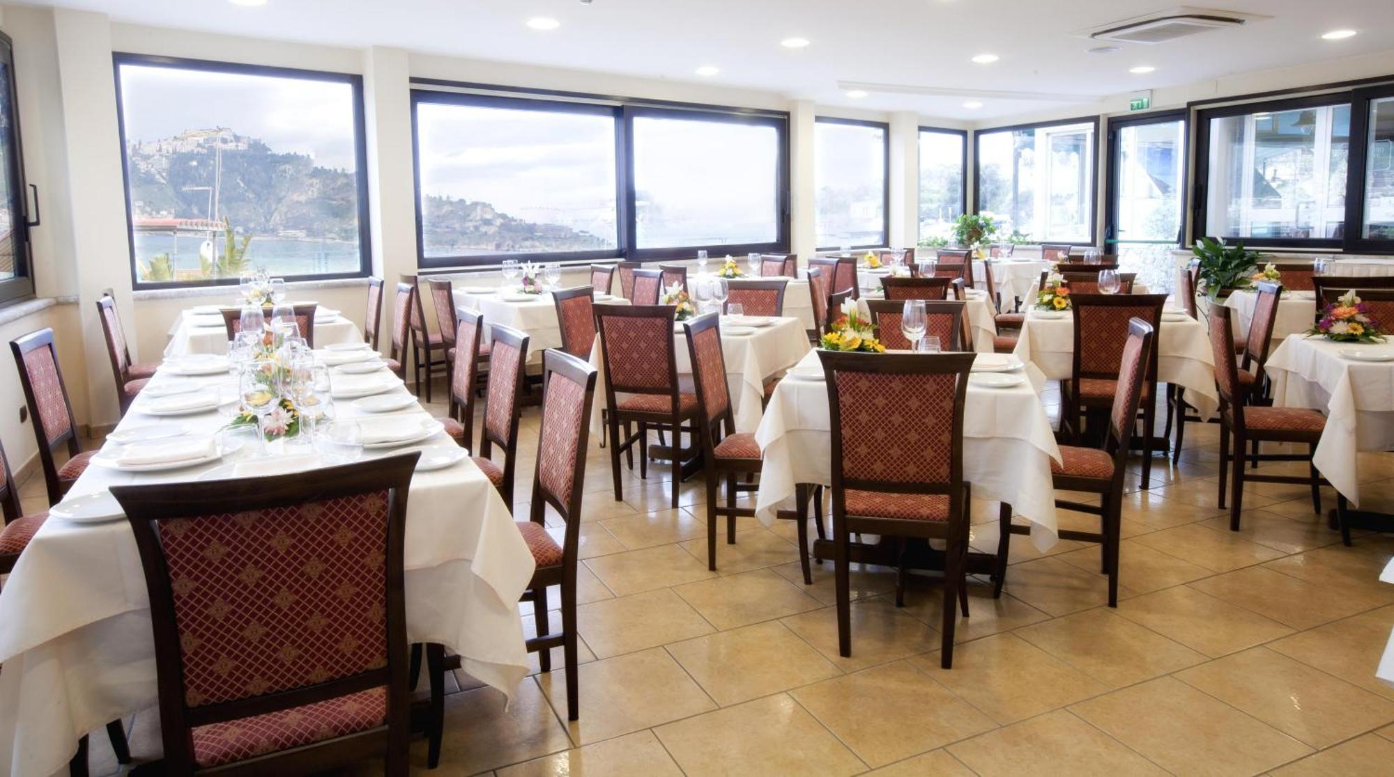 Hotel Sabbie D'Oro Giardini-Naxos Extérieur photo