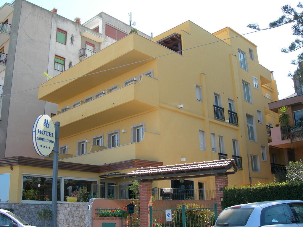 Hotel Sabbie D'Oro Giardini-Naxos Extérieur photo