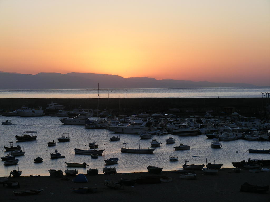 Hotel Sabbie D'Oro Giardini-Naxos Extérieur photo